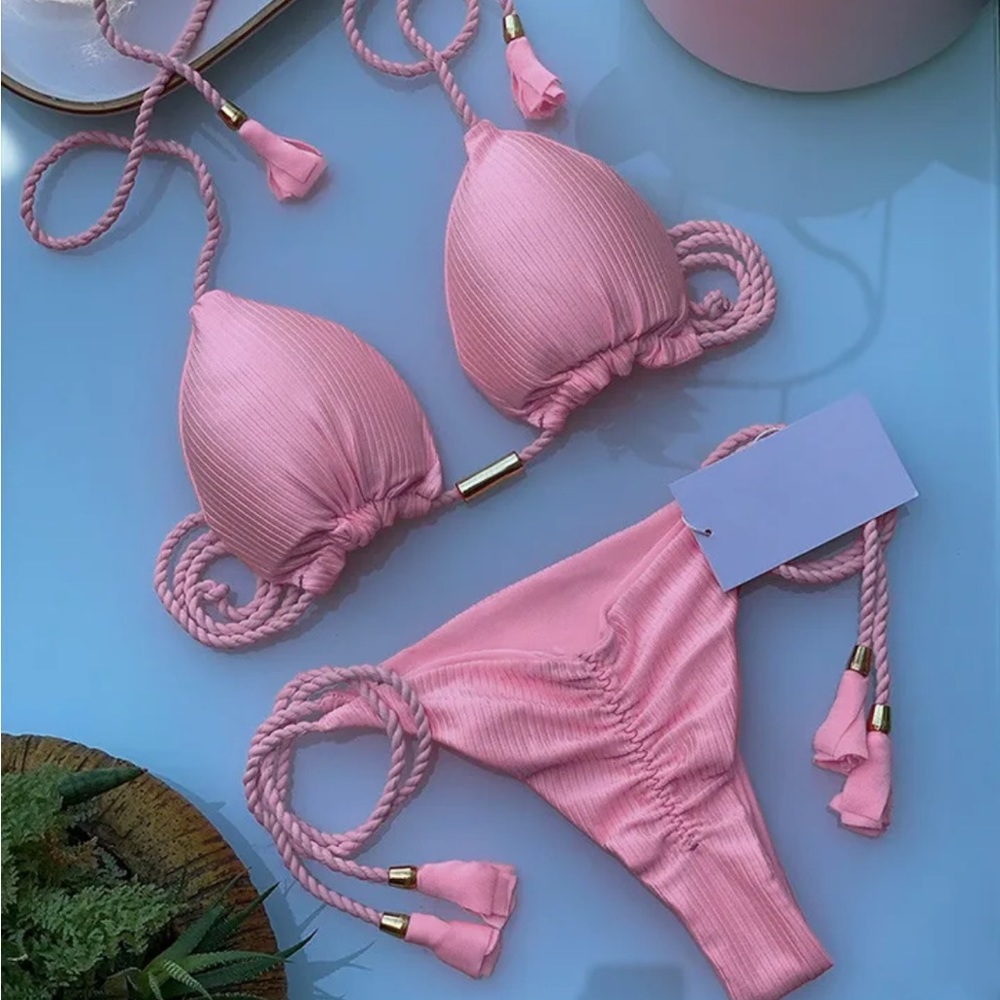 Pink Scrunch Butt String Bikini